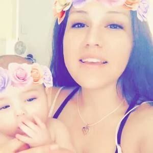 Meet your Posher, Ariana