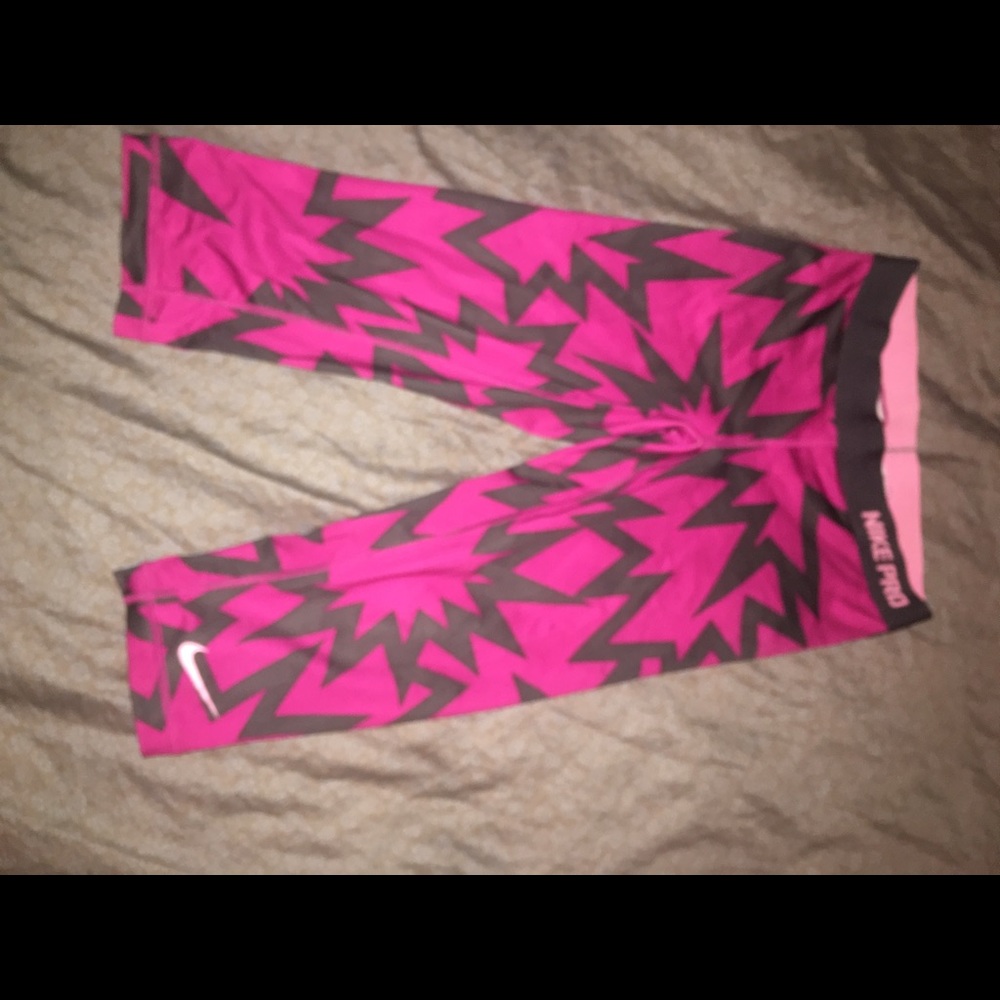 Nike pro (Capris)!