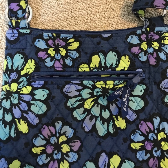 Vera Bradley purse - Picture 4 of 4