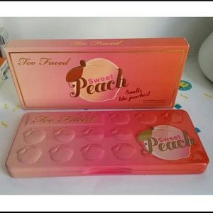 TOO FACED SWEET PEACH PALETTE