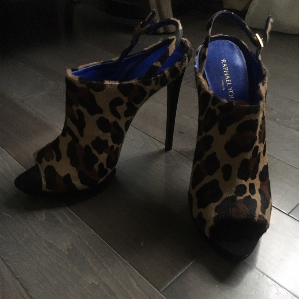 Raphael Young stilettos!