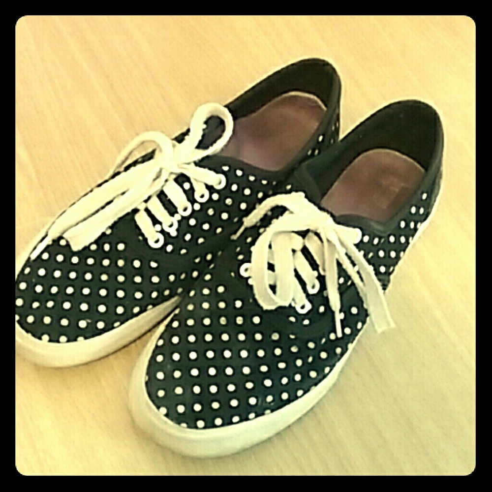 Polka dot sneakers