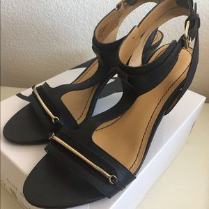 NEW LOWER PRICE✨NINE WEST Sandals