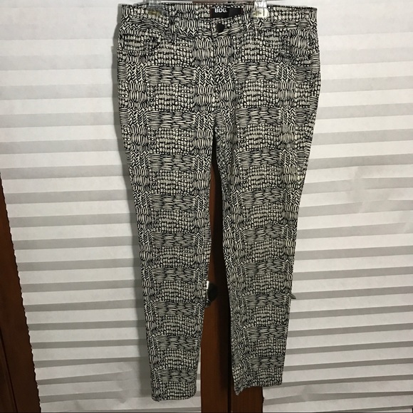 Abstract Print Black and White Skinny Jeans - Picture 2 of 3