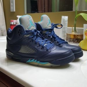 Nike air Jordan retro 5 hornets
