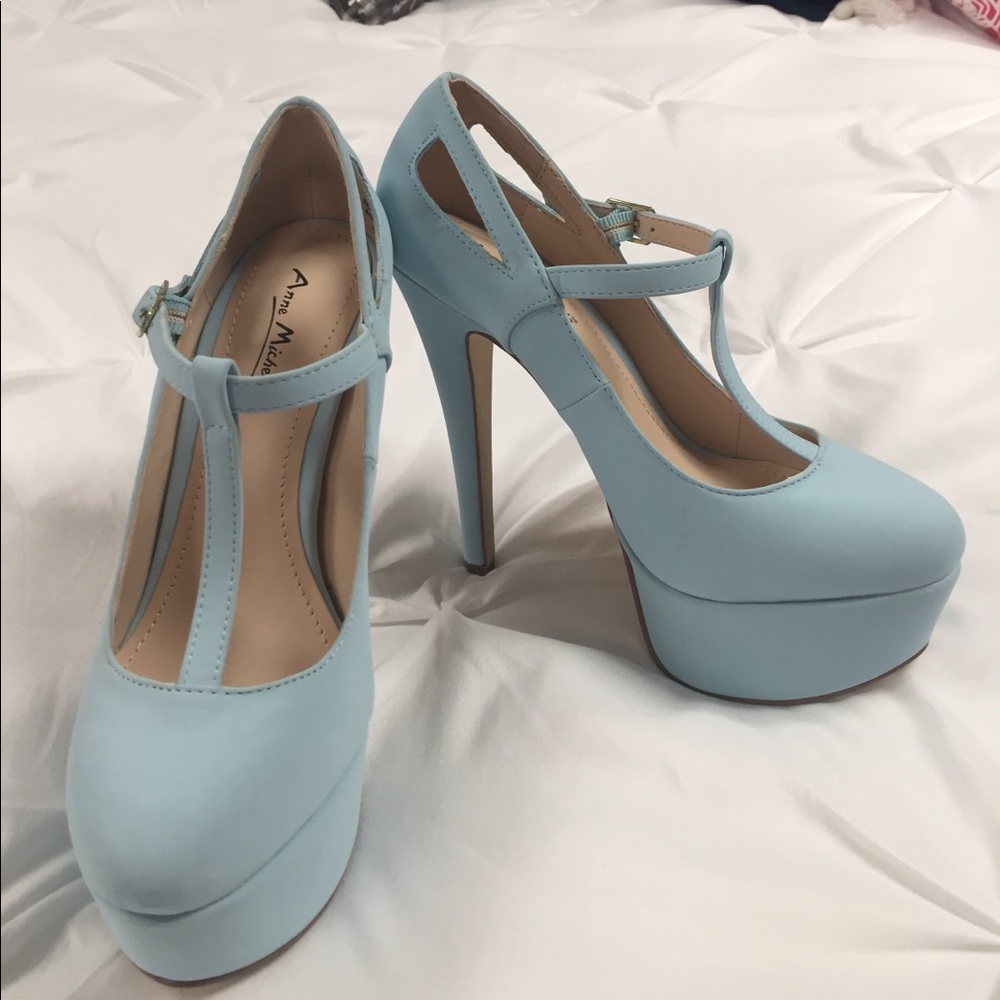 Baby blue platform Mary Jane heels