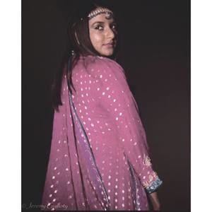 Meet your Posher, Sana