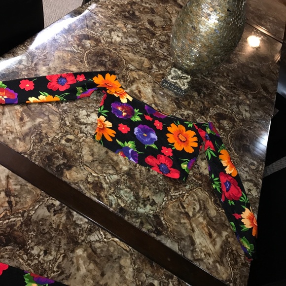 American Apparel Floral two piece size M - Picture 3 of 3