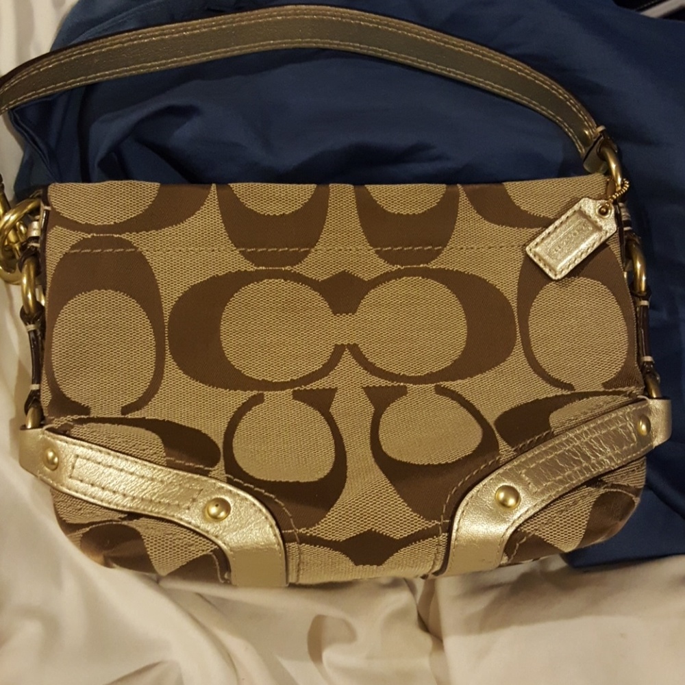 *SOLD* Authentic Coach mini