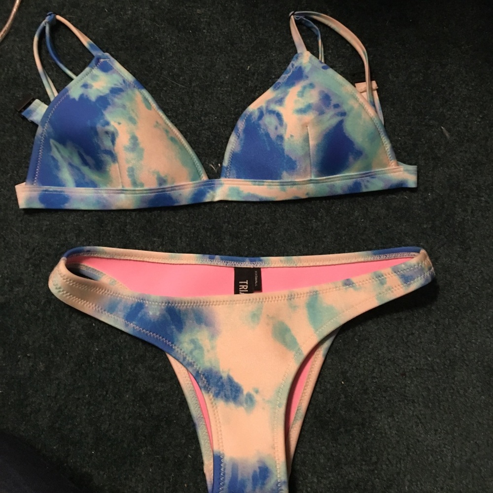 Triangl bathing suit