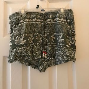 Very flowy elephant pattern short
