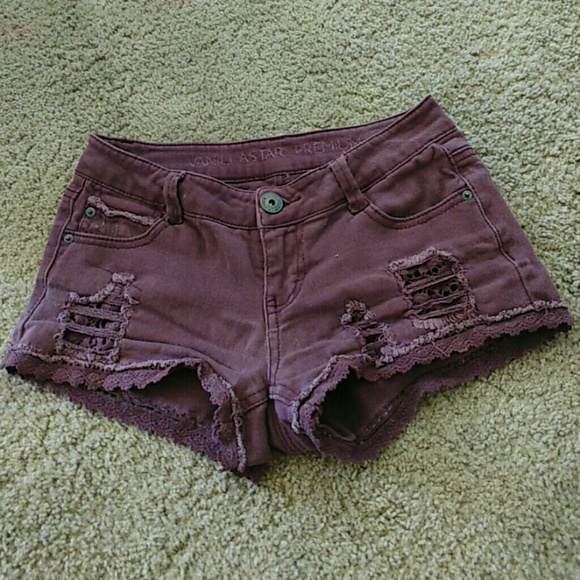 Shorts - Picture 1 of 2