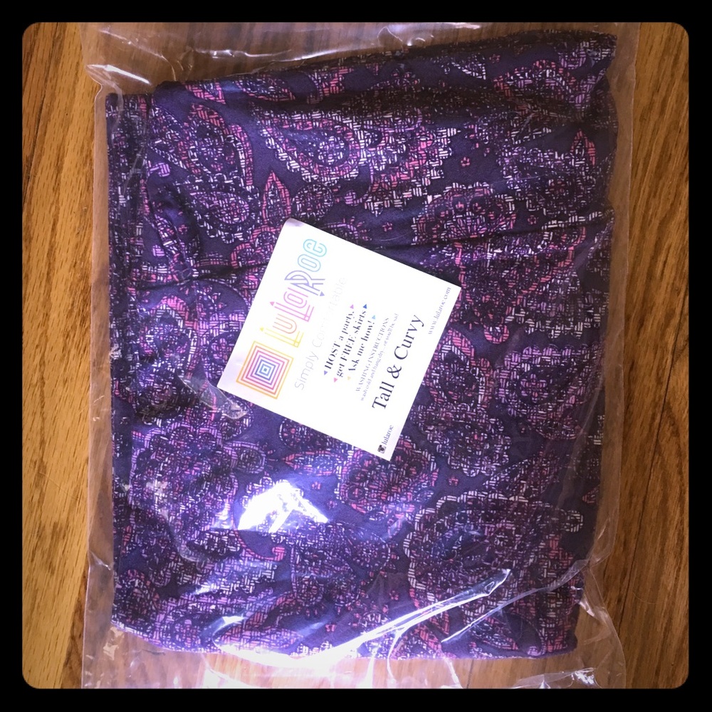 TC Lularoe Purple Paisley Leggings