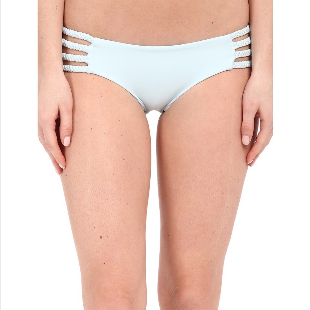 TORI PRAVER LITTLE SHYLA BOTTOMS