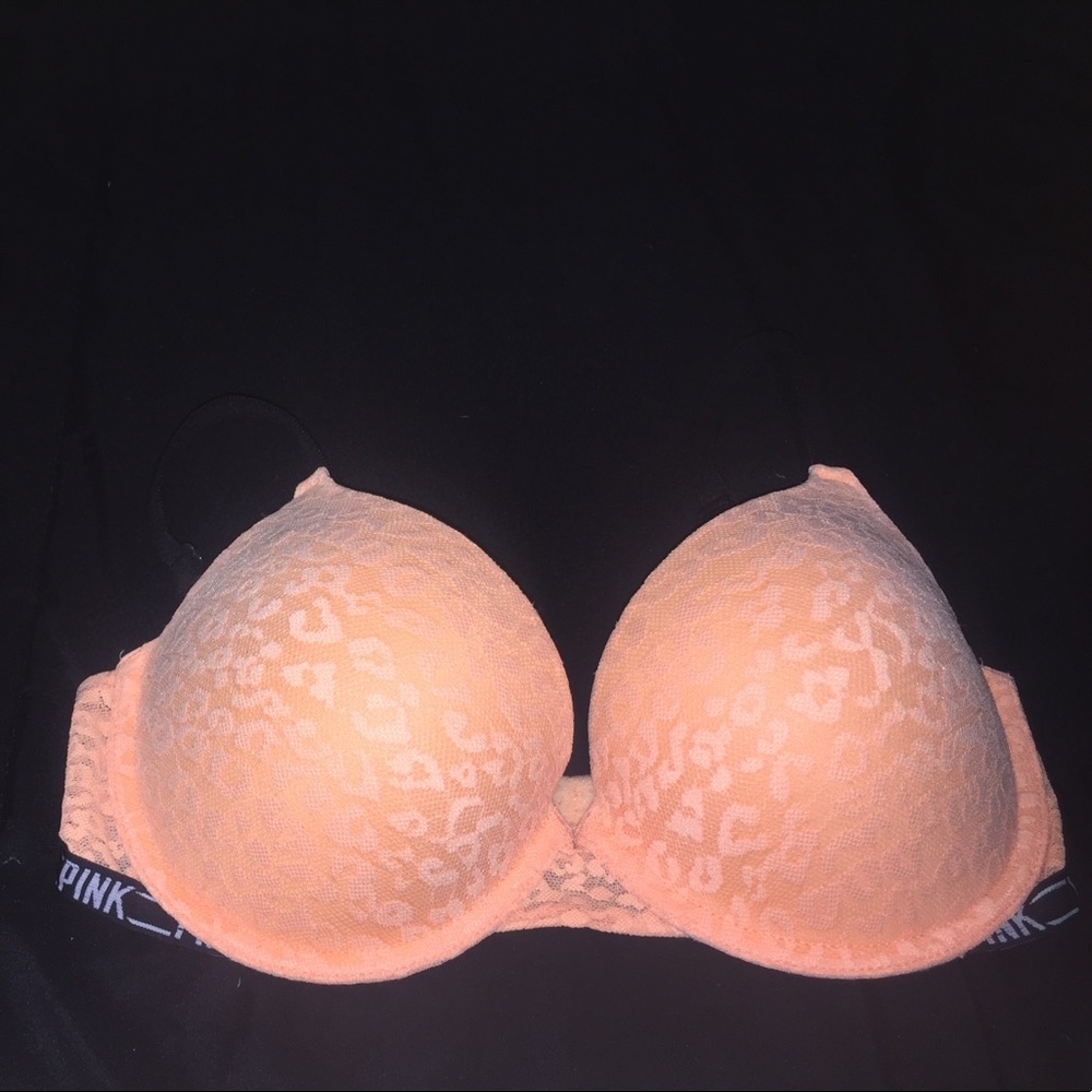 Cute VS Bra Size 32 DD