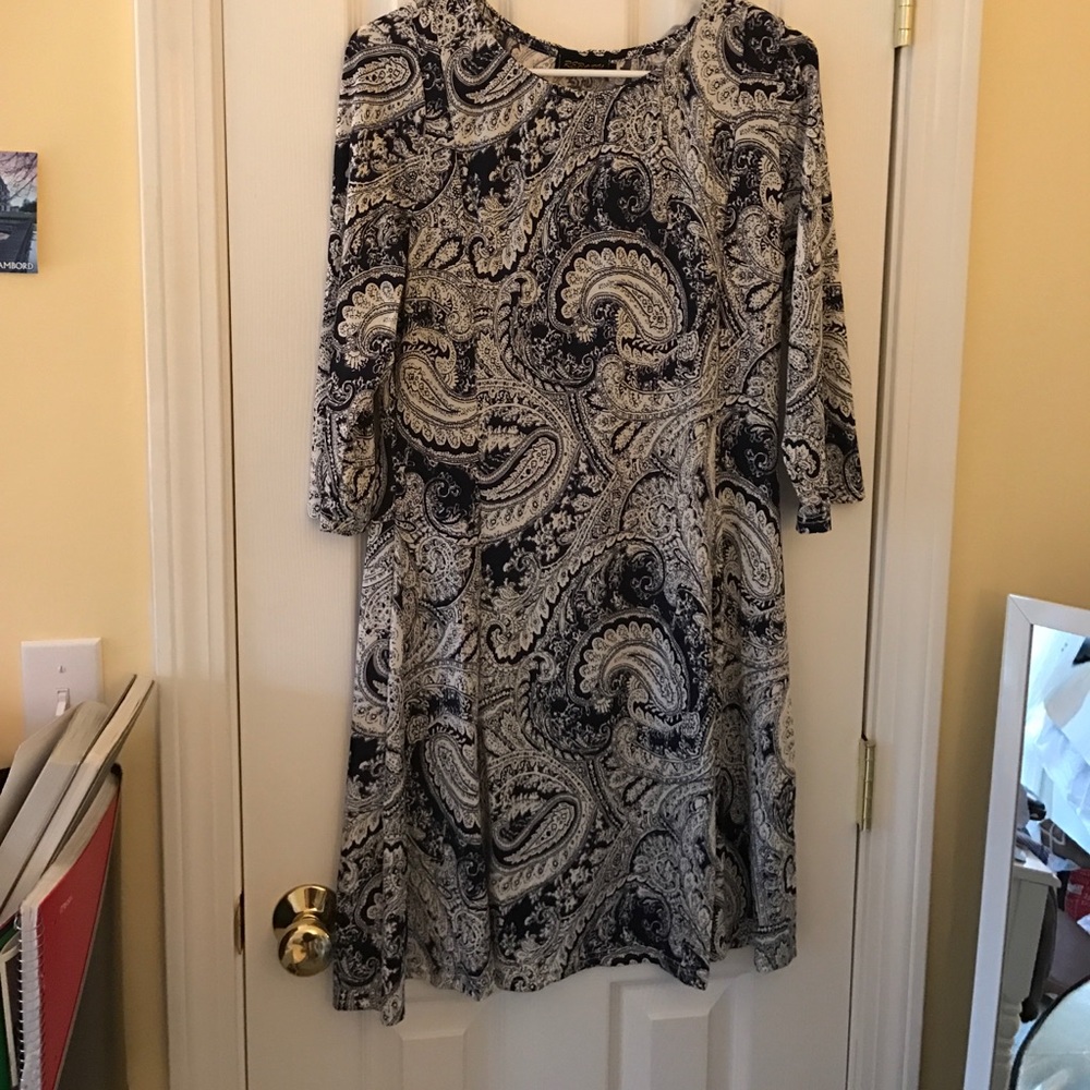 Purple paisley untouched stretchy dress!