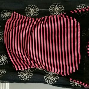 Pink and black t-shirt