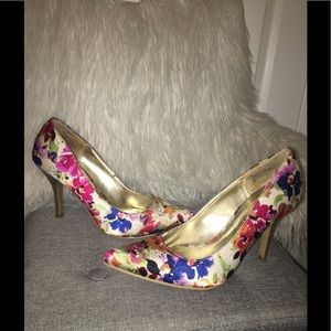  Rampage Flowered Heels 