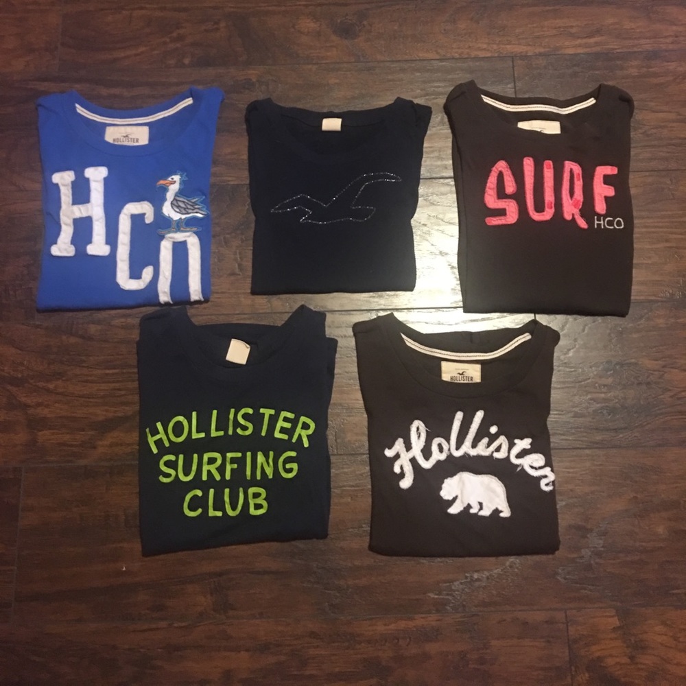 Bundle of Hollister Shirts 🙈