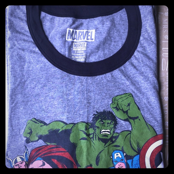 Women's Marvel Comics Muscle Tee - Picture 4 of 4