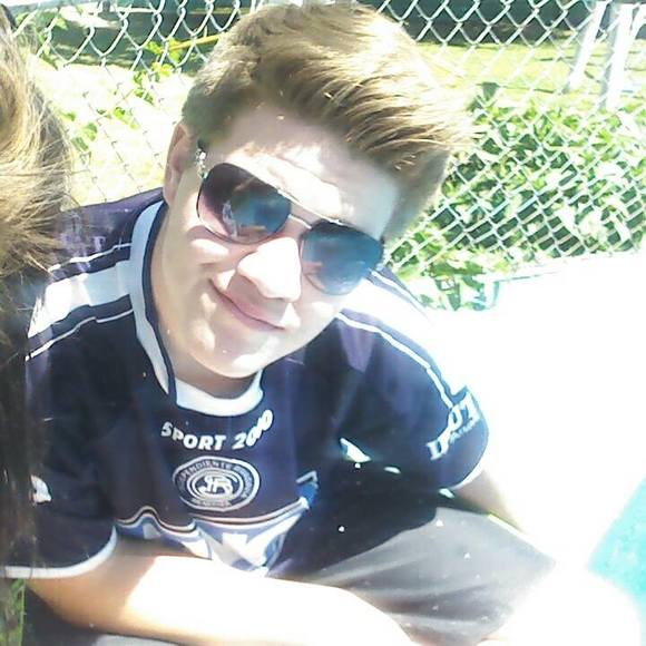 Meet your Posher, Facundo - Picture 1 of 1