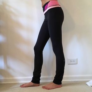Lululemon straight leg legging.