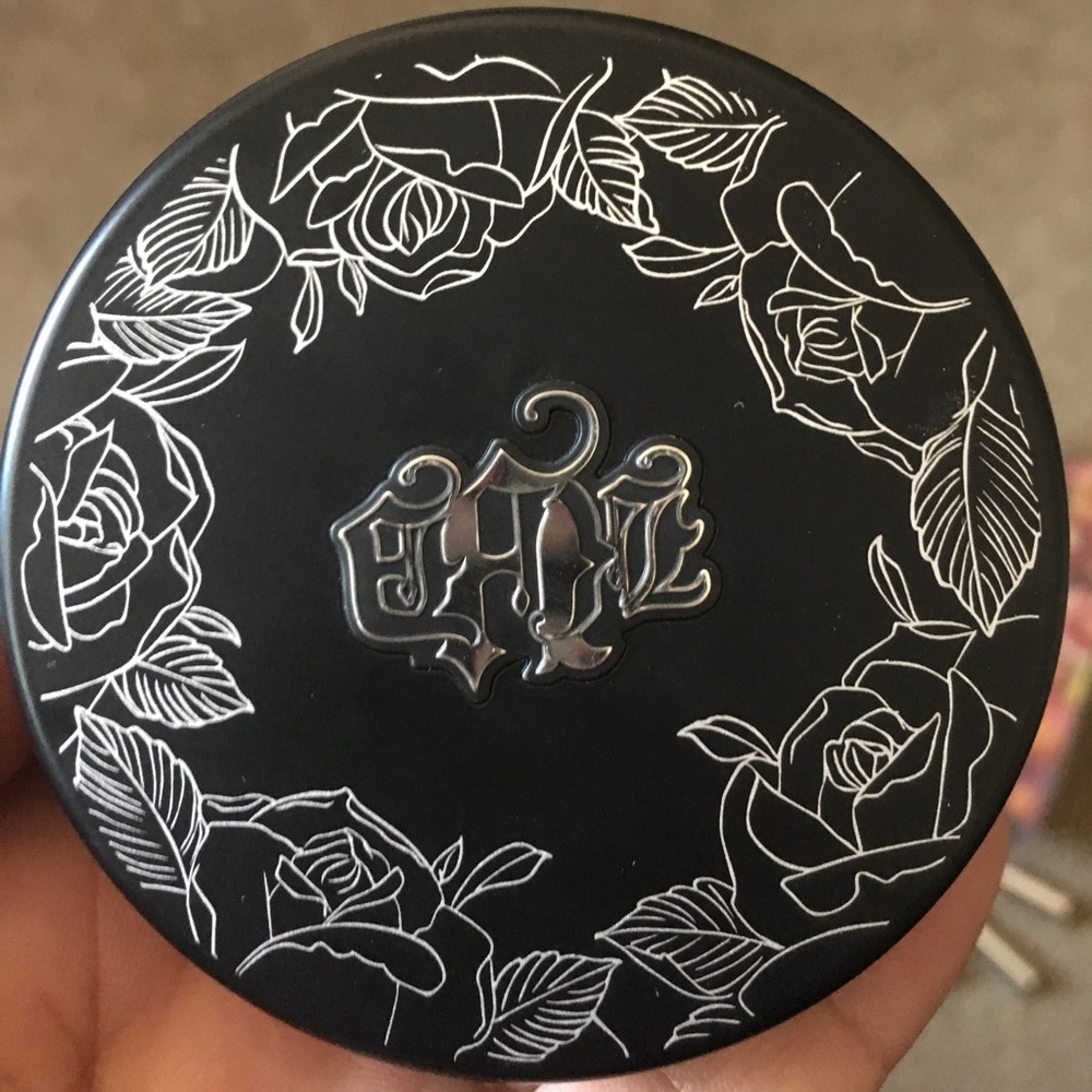 ON HOLD FOR GATITA131  Kat vin d pressed compact