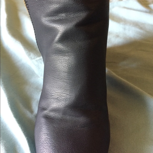 Black Heels - Picture 4 of 4