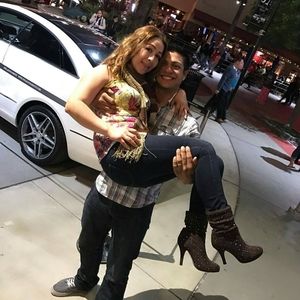 Meet your Posher, Emanuel