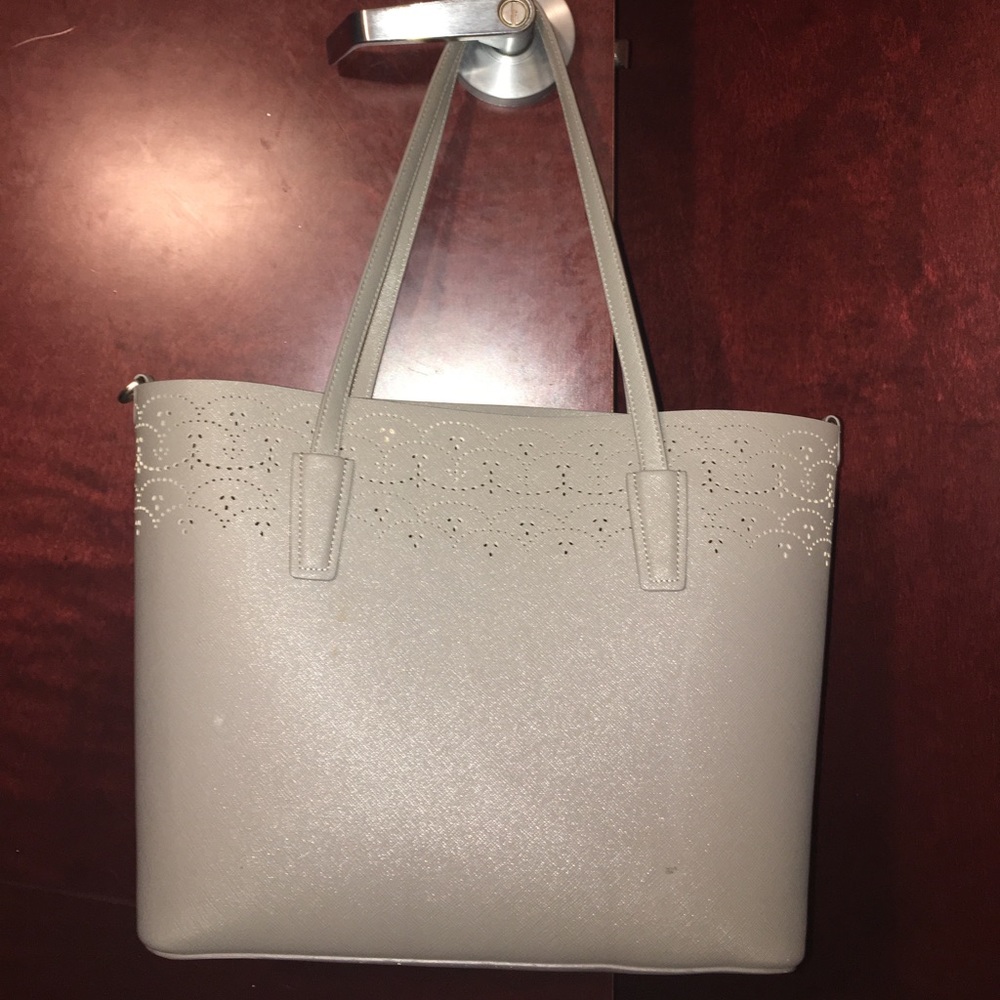 Gray tote