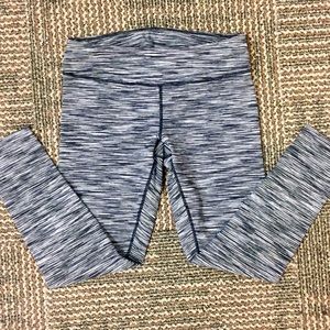 🔥price drop🔥 Zella stripe print legging. Size M.