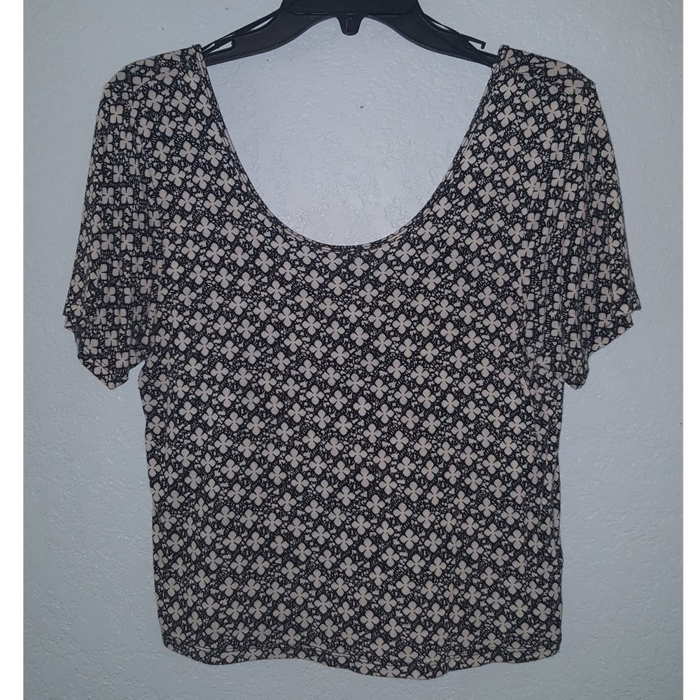 Beautiful floral crop top