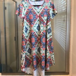 XS Lularoe Carly