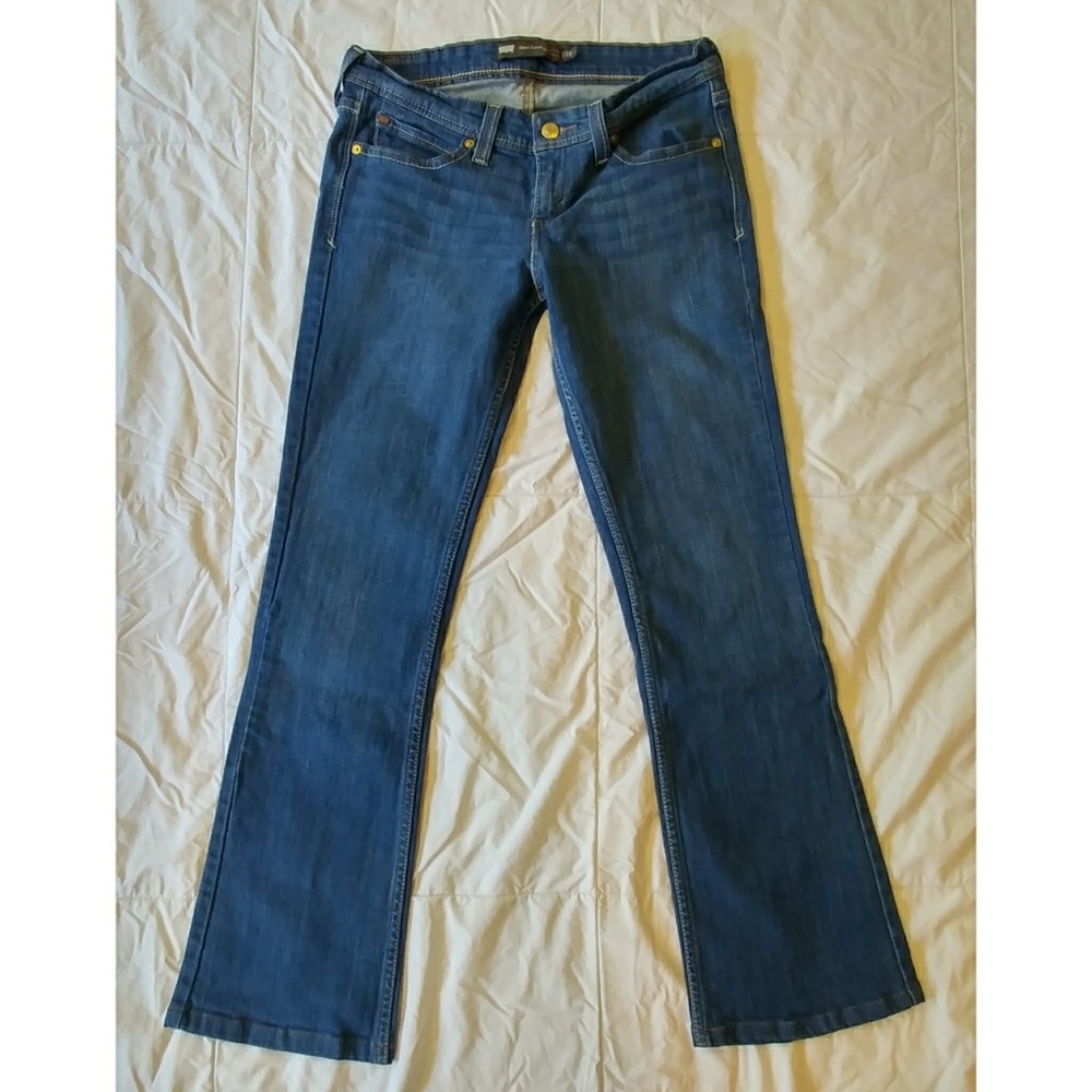 Levi's Demi-Curve Bootcut Skinny