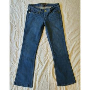 Levi's Demi-Curve Bootcut Skinny