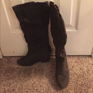 suede brown scrunch boots