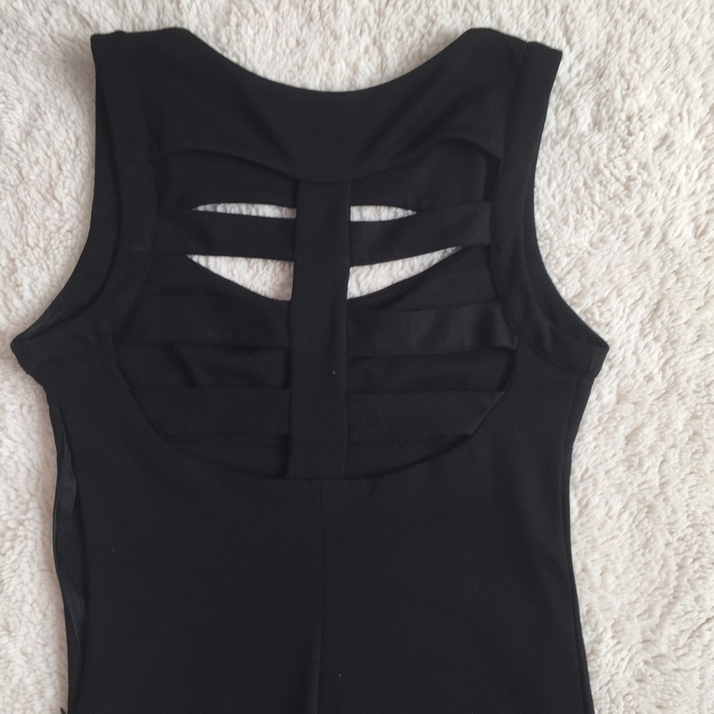 Forever 21 Black Dress Open Back Size M - Picture 2 of 4