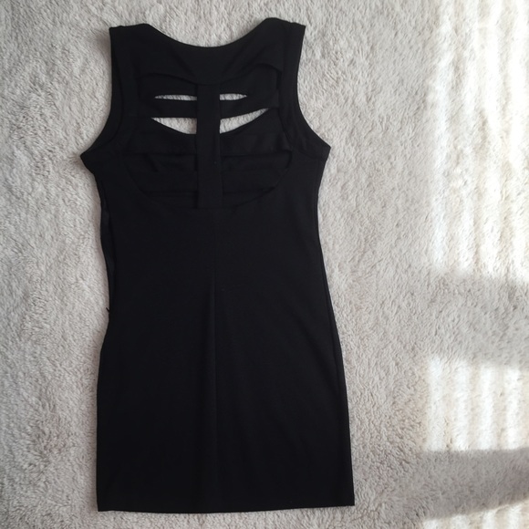 Forever 21 Black Dress Open Back Size M - Picture 3 of 4