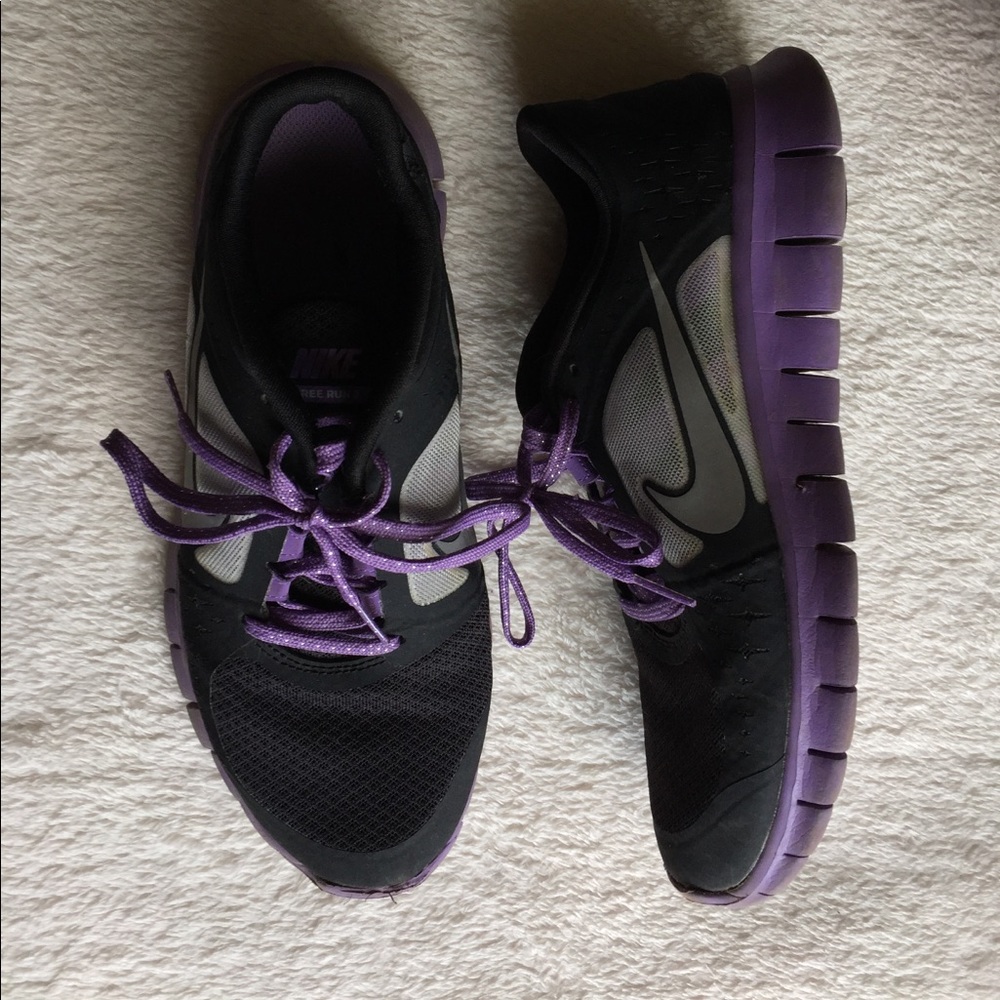 Black/Purple Nikes