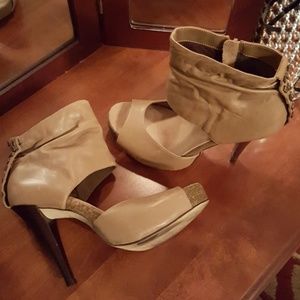 STEVE MADDEN SEXY HEELS