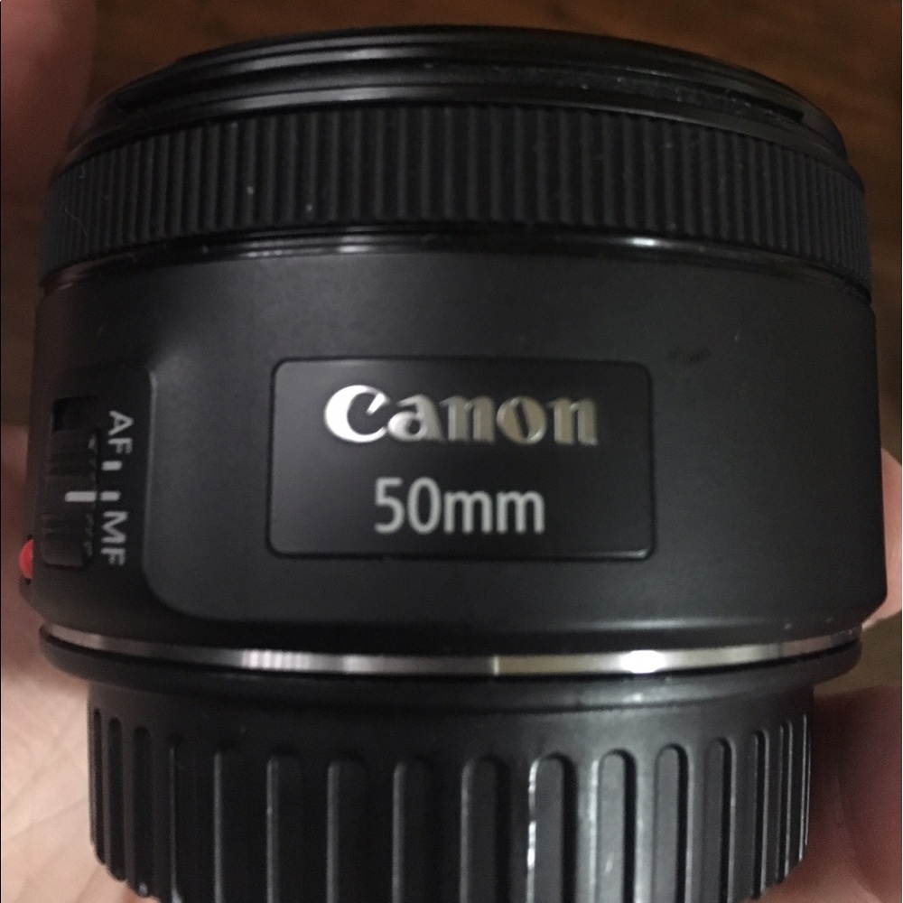 Canon EF 50mm f/1.8 STM lens
