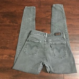 Grey legging stretch, cropped Levi jeans