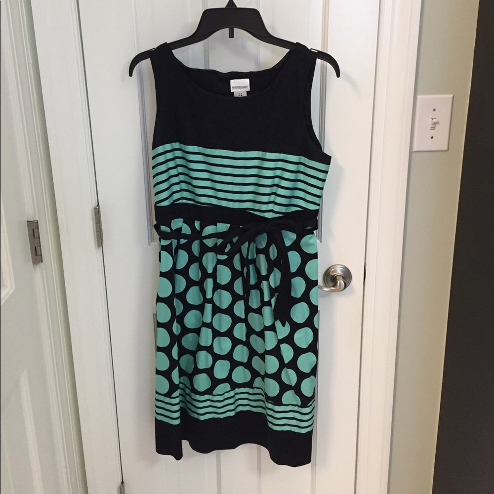 Like-new Motherhood Maternity Summer Dress