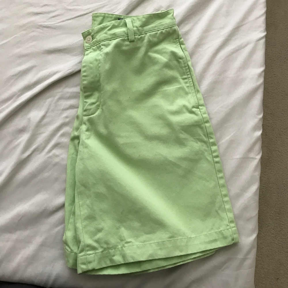 Vineyard Vines Shorts - Picture 1 of 2