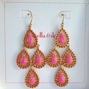 NIB Stella and Dot Chandelier Pink Earrings
