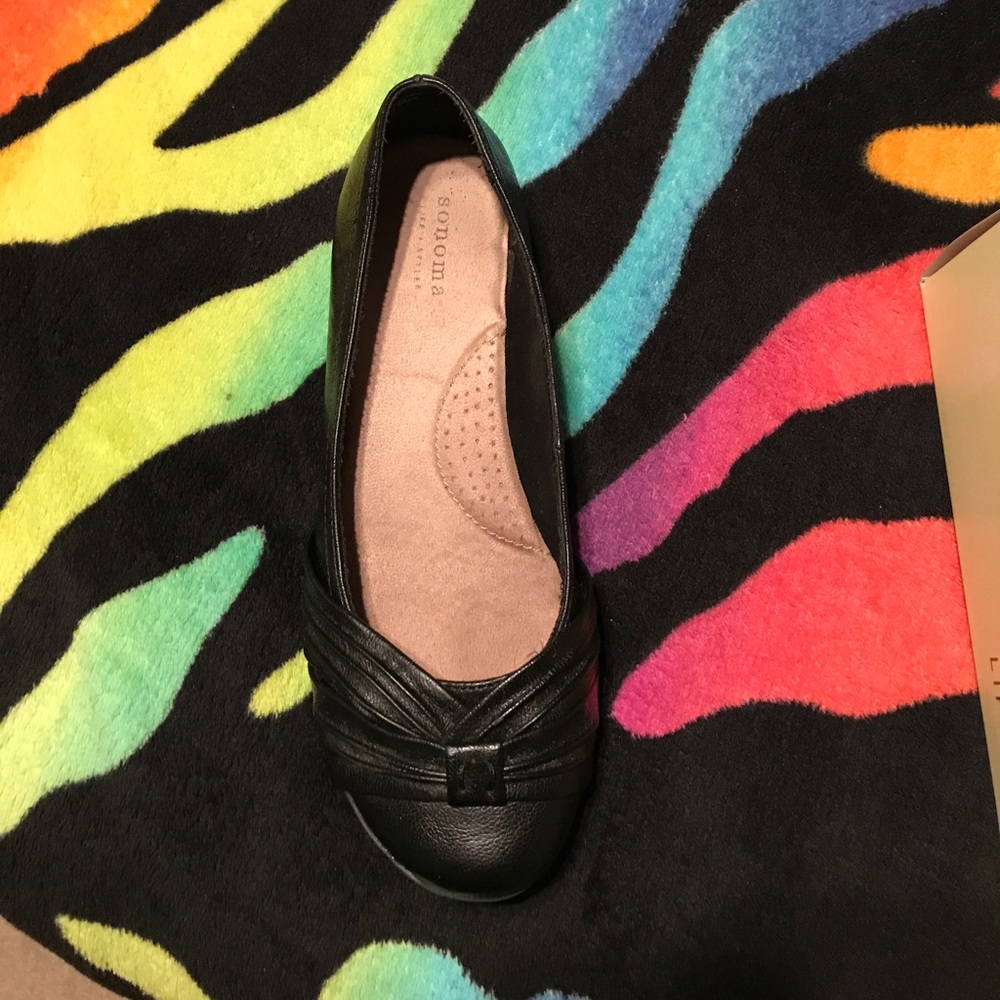 Black flats