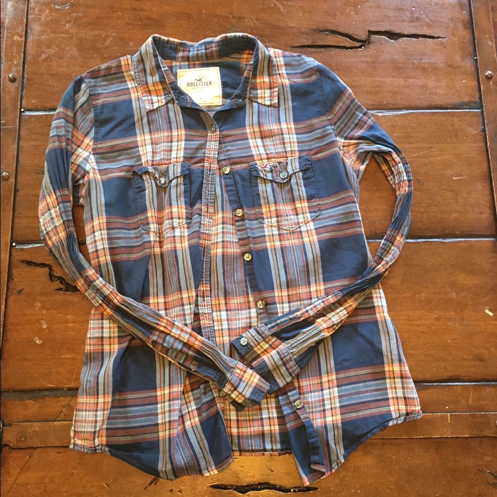 Plaid lightweight hollister button up shirt