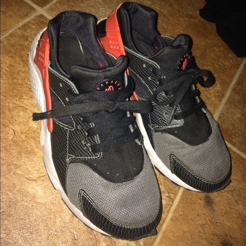 ❌SOLD❌ Nike huarches