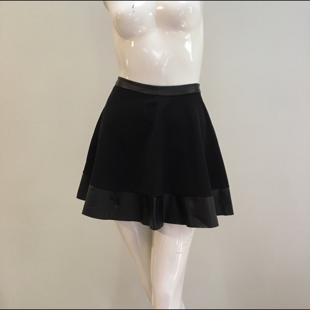 High-Waisted Skirt!! 💖