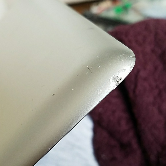 IPad 2 32GB + Wi-Fi AND Bluetooth keyboard - Picture 3 of 4